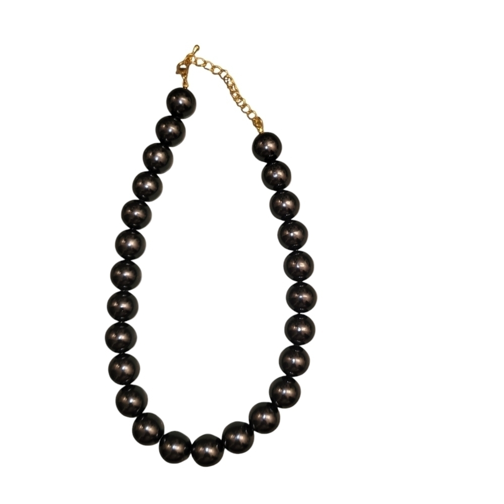 Faux Pearl Necklace 18" Black Ad